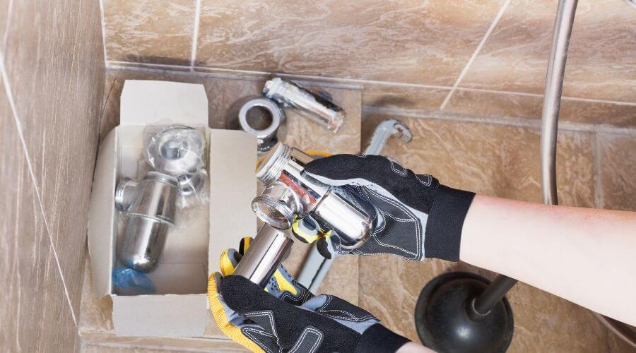 Expert flood damage restoration services in Saratoga, IN
